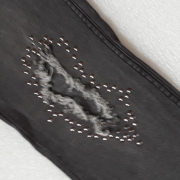 Ripped denim leggings - sz S (waist 28)  - NWT - Picture 2 of 3